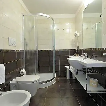 Lido 4* ביביונה